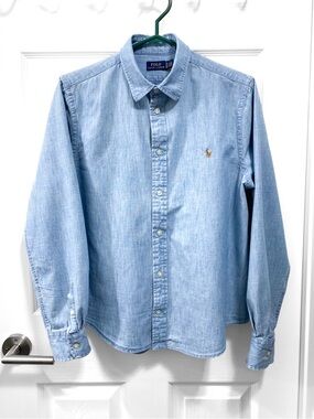 Polo by Ralph Lauren Light Blue Denim Button-Down Shirt - Like New